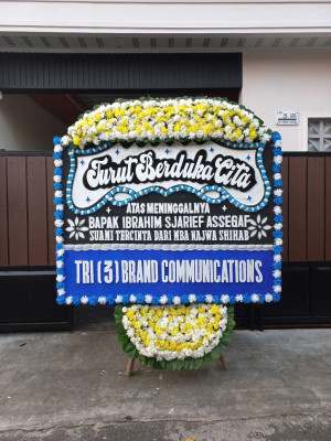 Papan Bunga Duka di Wunim